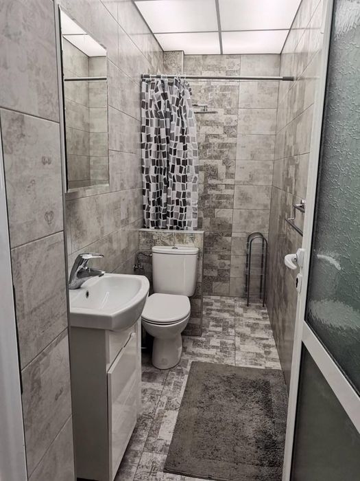 Дава се под наем Двустаен апартамент в Асеновград - 70 кв.м за 280.5 € - Снимка #7