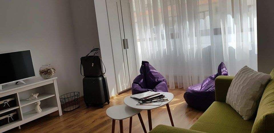 Short term rent : 1 /2/ 3 months - Mamaia Nord  (vis-a-vis  Nayino Hotel)