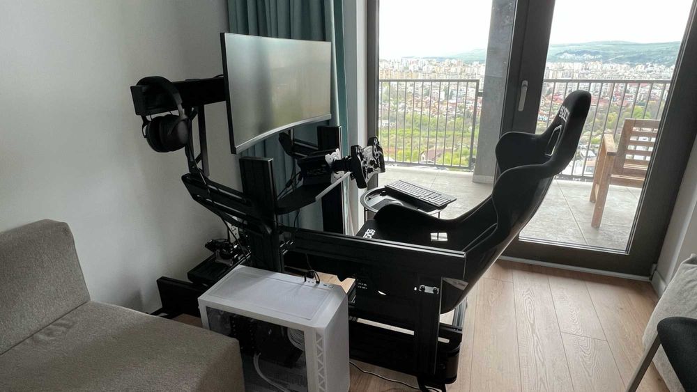 Racing Simulator si Gaming PC