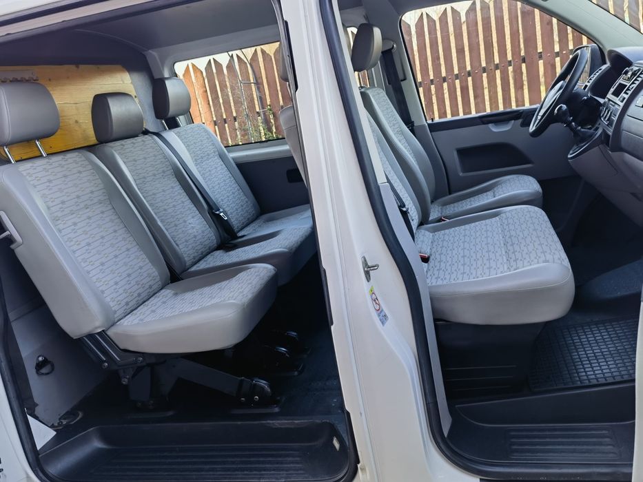 VW T5  Model Mixt 6 Locuri Extra Lung  2014