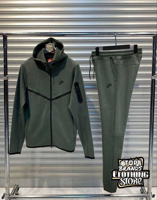 Nike Tech в различни цветове с опция за преглед и тест