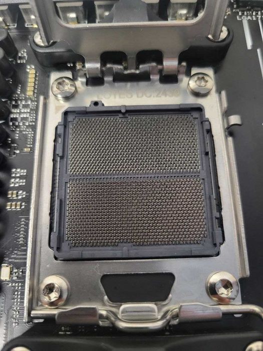 Asus Rog Strix B650-A Gaming Wi-FiAM5/Ddr5