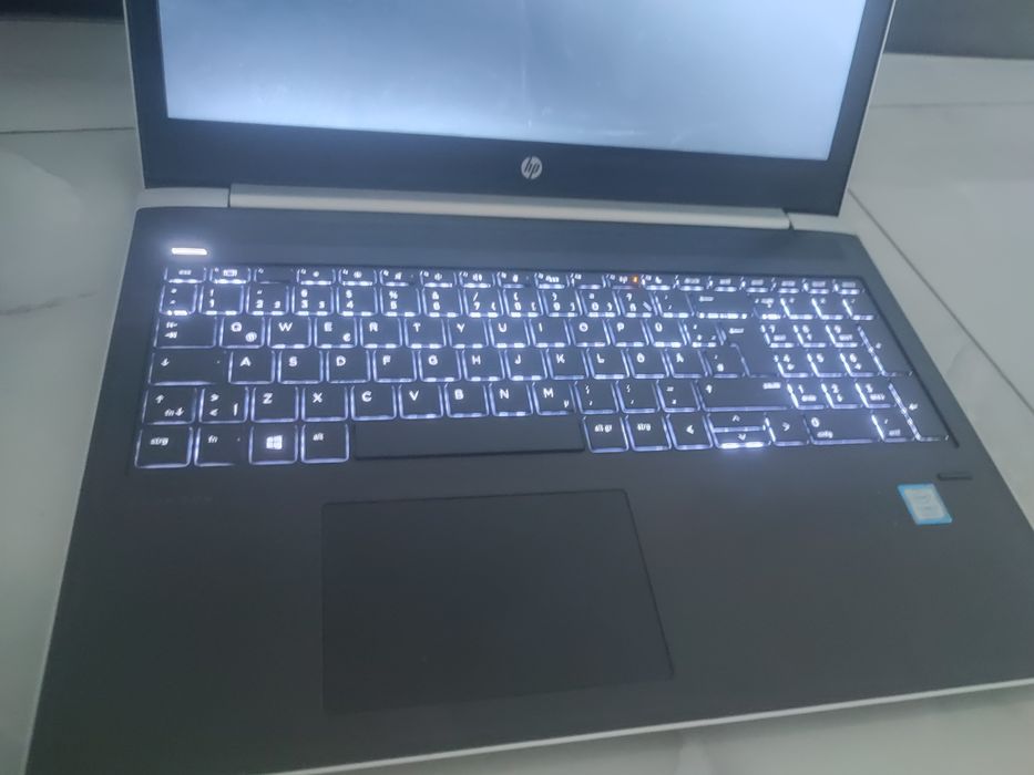Laptop HP Probook 450 G5 - i5-8250u/ 8gb DDR4/ 256GB SSD/ Baterie 4h