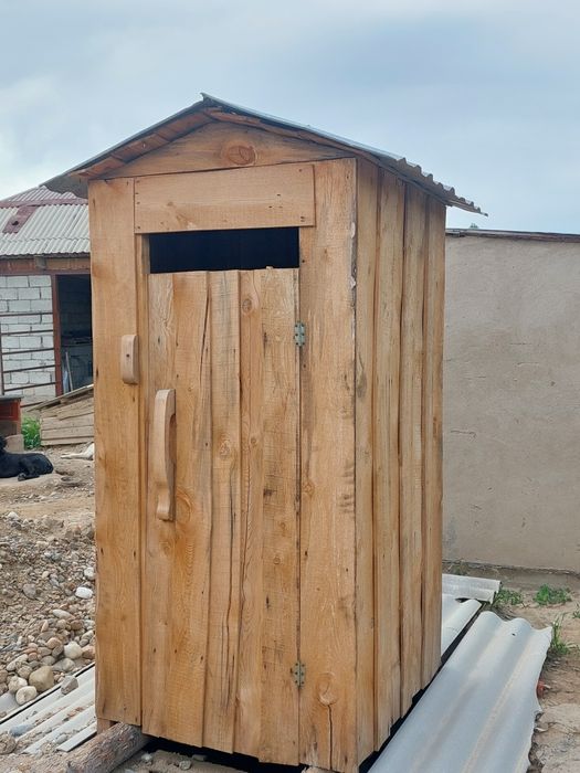 Продаётся деревян.туалет