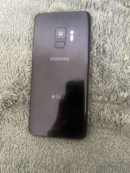 Se vinde samsung S9 +un samsung A15 daca se face schimb