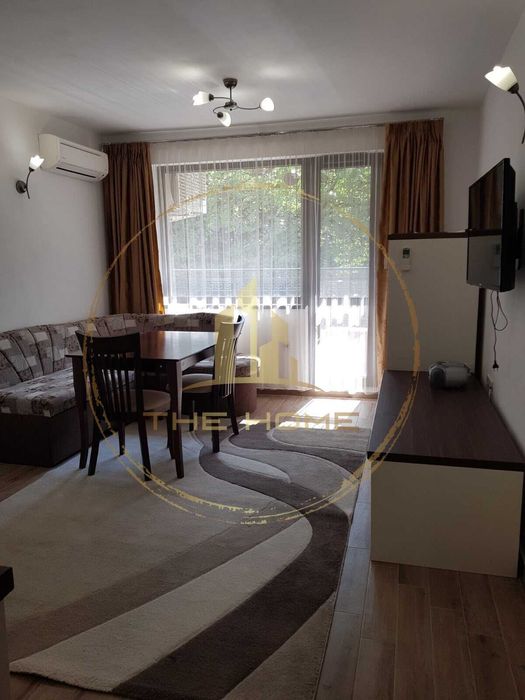 Дава се под наем Тристаен апартамент в Варна, Червен площад - 85 кв.м за 650 € - Снимка #1