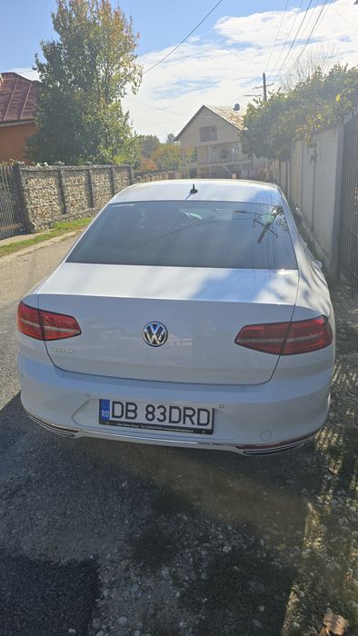 VOLKSWAGEN Passat 0 — imagine 2