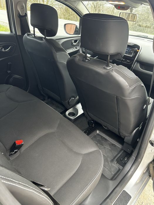 Renault Clio 1.2i R.A.R. Efectuat