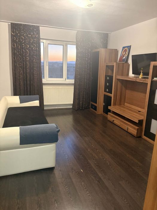 Vand Aparrament 2 camere decomandat