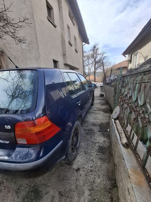 Golf mk4     Газ