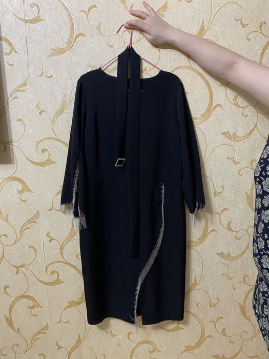 Платье вечернее