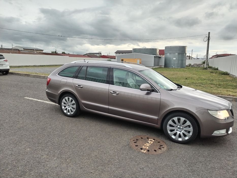 SKODA Superb 2010 — imagine 4
