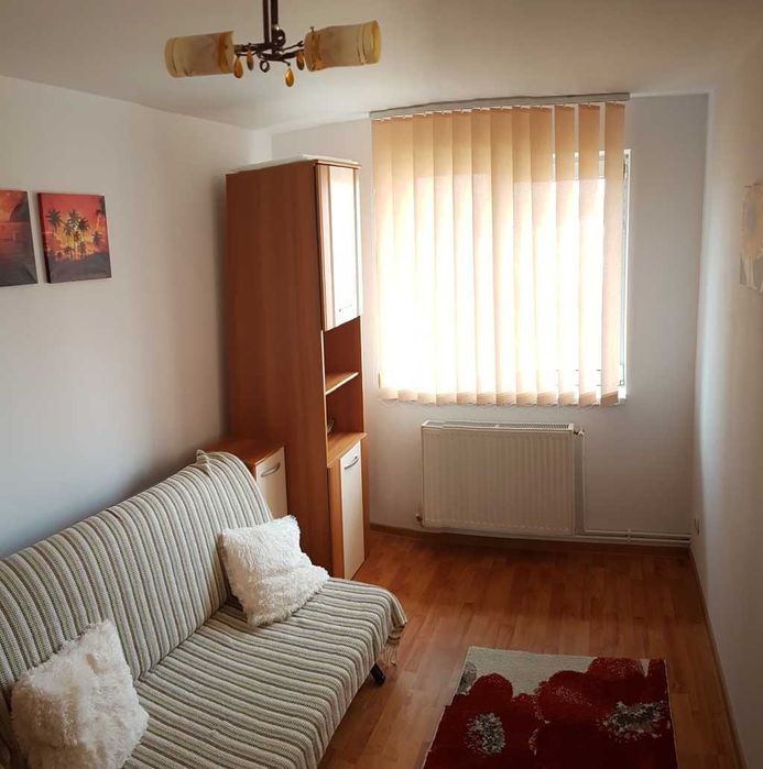 Inchiriez apartament mansarda, 2 camere - Cedonia
