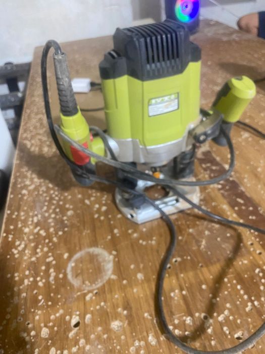 Фрезер в отличном состоянии