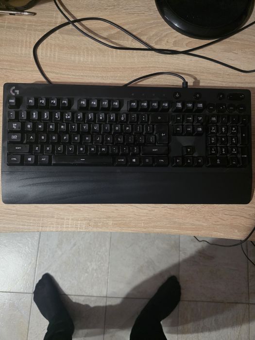 Gaming setup подходящ за доста игри