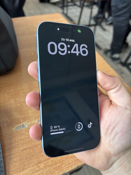 Айфон 17 256гб голубой