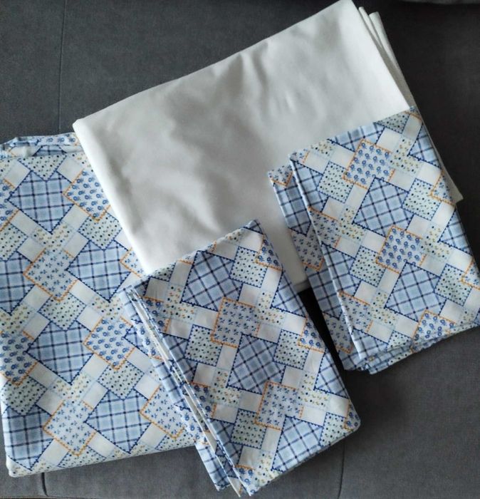 Нов единичен спален комплект