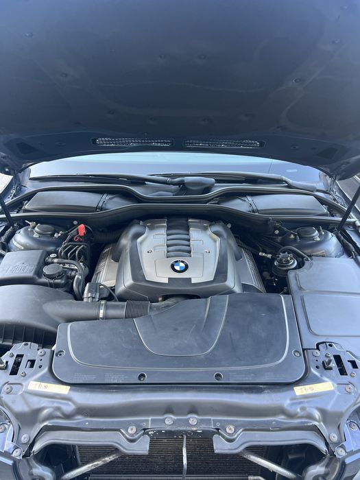 BMW 740i V8 Long Facelift