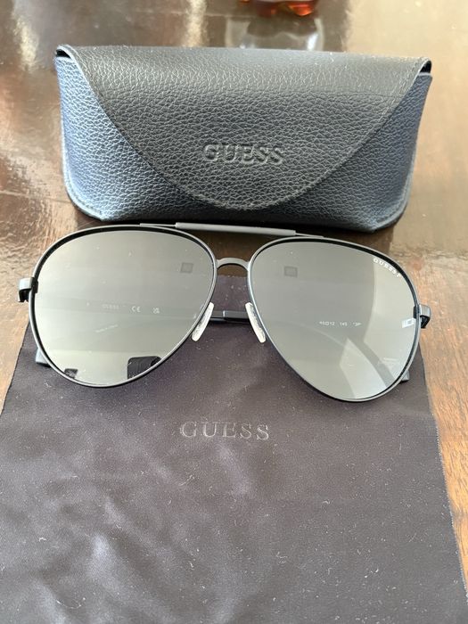 Guess GU5209 02D слънчеви очила