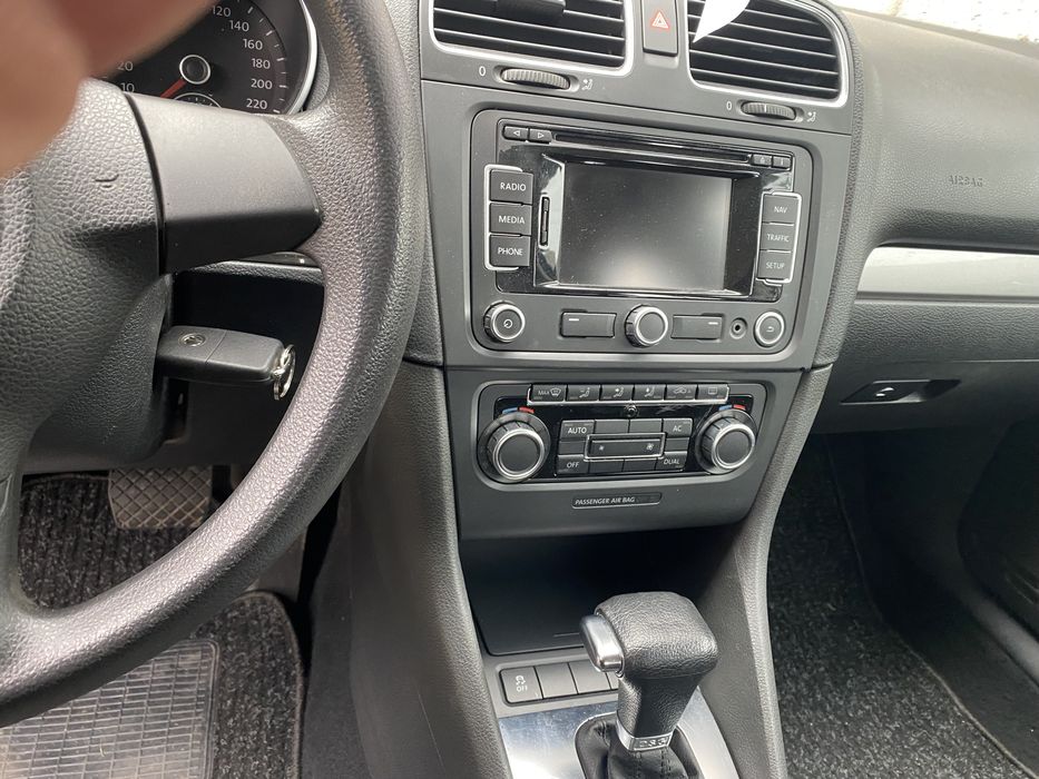 голф 6 1.6тди автоматик