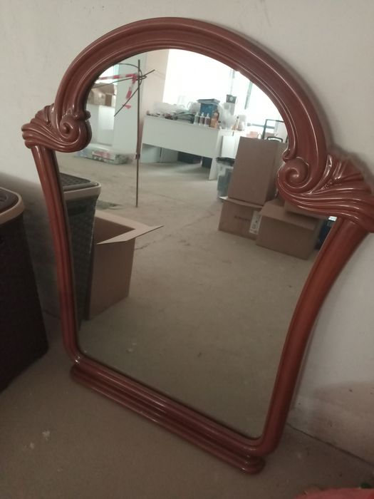 Продам зеркало в рамке