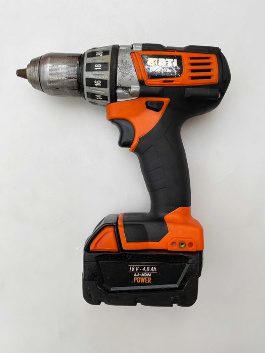 BTi A18BS и BTi A18WKS - Акумулаторен винтоверт и ъглошлайф 2x18V 4.0A