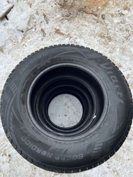 Продам резину шипы