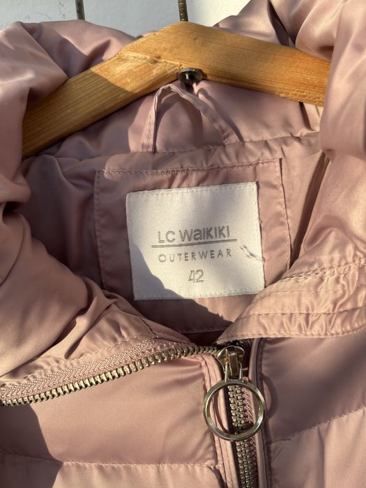 Продам женские куртки