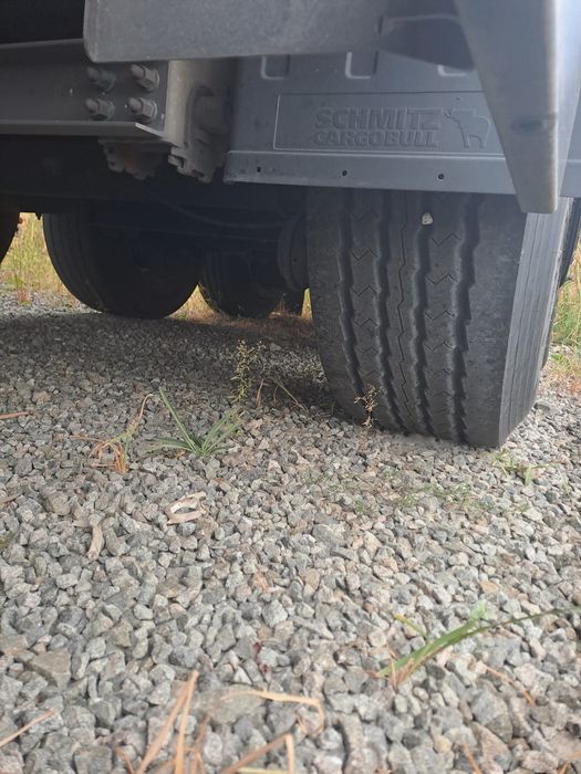 Schmitz remorca semiremorca camion