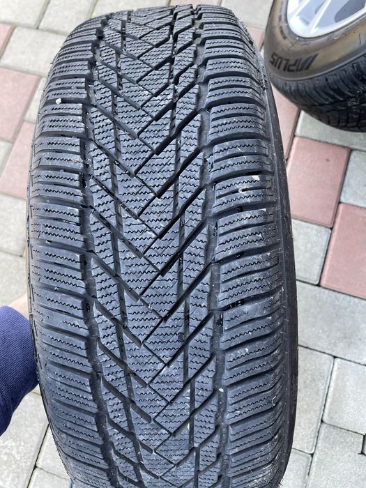 Jante BMW V-Spoke 390 + anvelope iarna 205/60 R16 DOT 2024