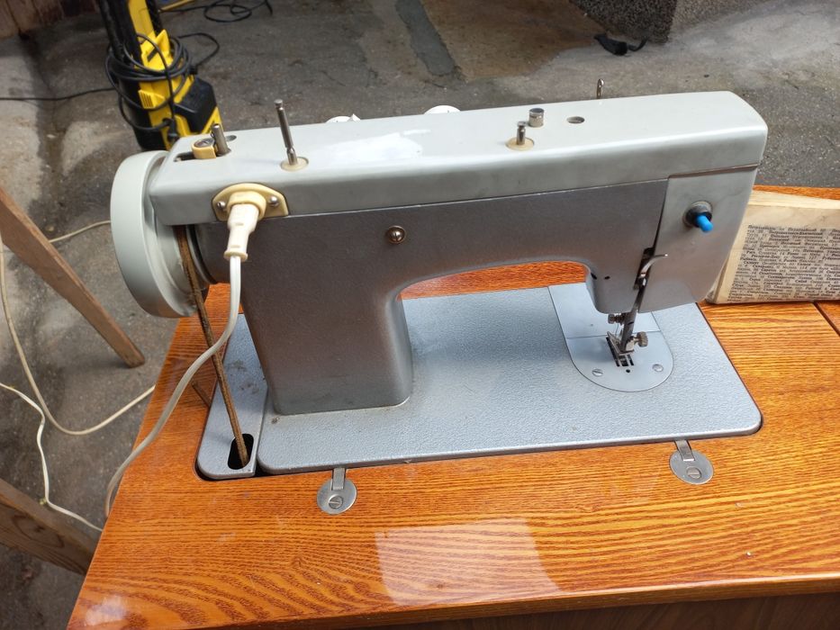 Шевна машина Подольск 142