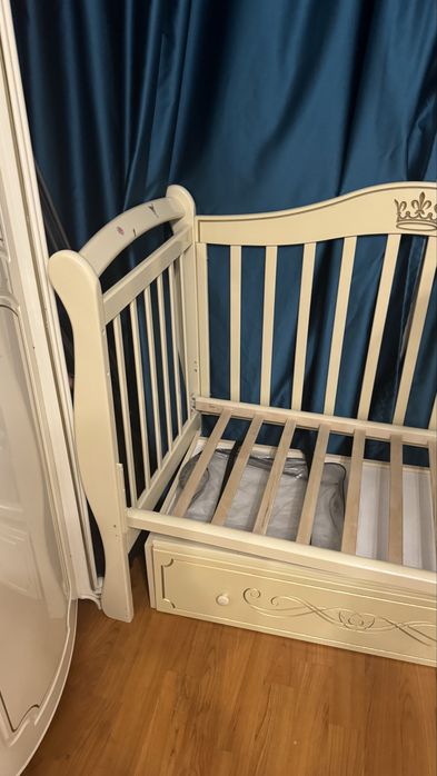 Детская кроватка