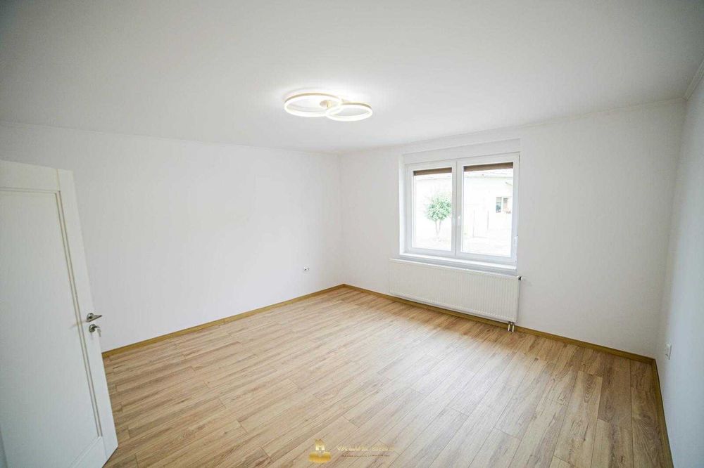Casă complet renovată în 2026 | 110 mp utili | Teren 490 mp | Strada Traian/ Carei