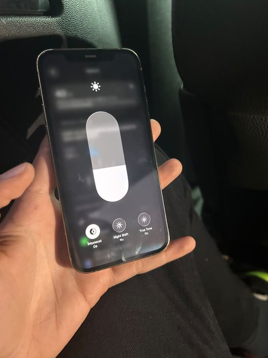 Iphone 12 pro…..