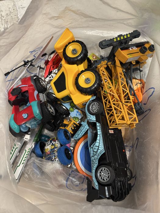 Пакетом машинки большие