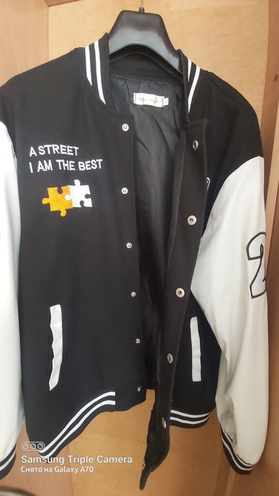 Продам    бомбер