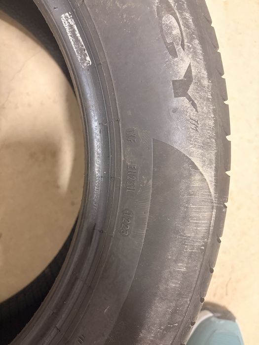Летни Гуми Pirelli 225/55/17 DOT 1223 2 броя