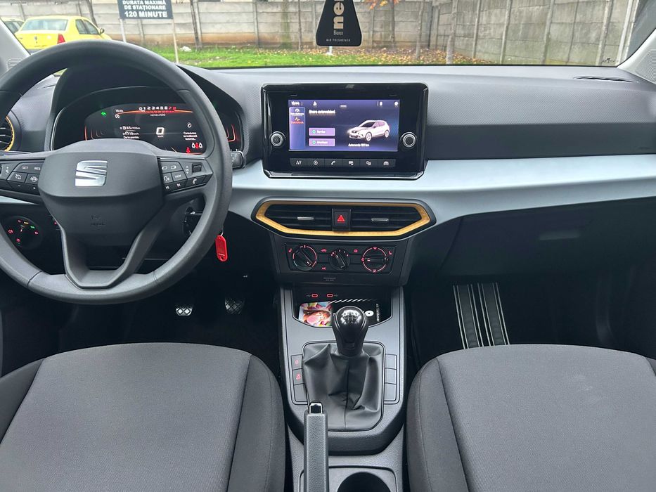 Seat  Arona  1,0 96 cp  T S I Stile    2024 Benzina