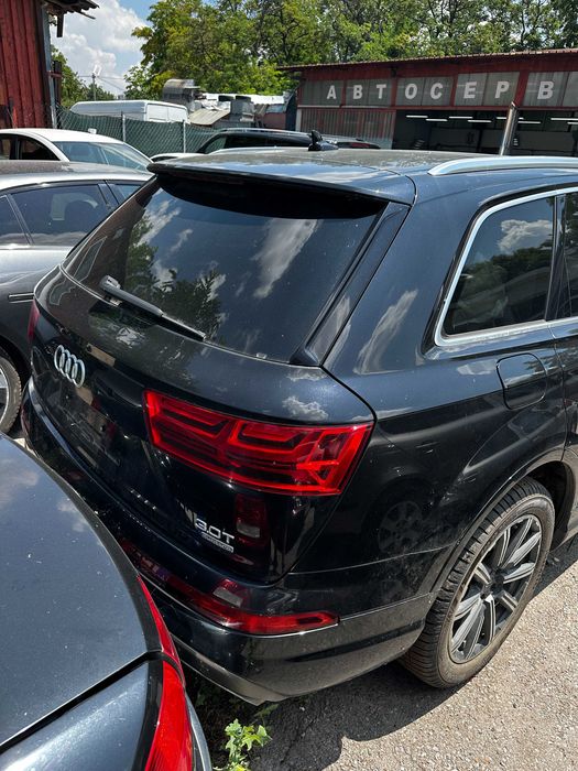 Audi Q7 2017 на части