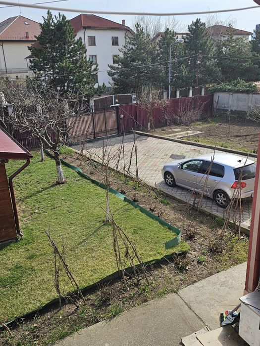 Etaj Vila de Închiriat Băneasa Sisesti zona de Nord, PROPRIE