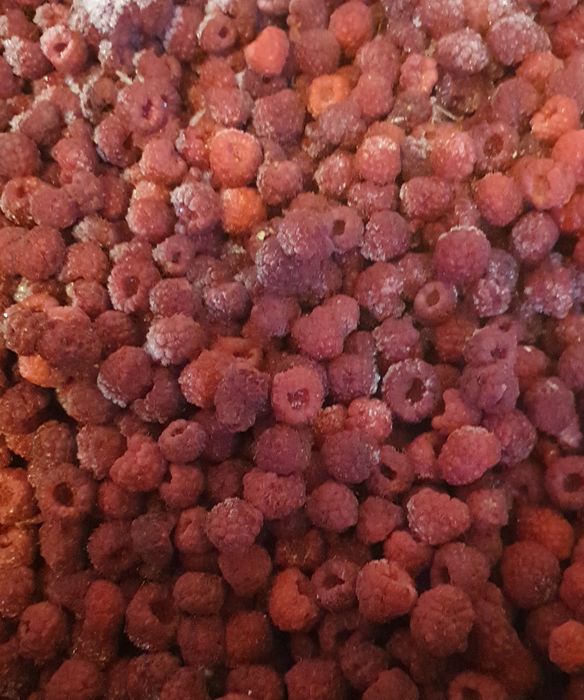 Малина без ГМО свеже-мороженная