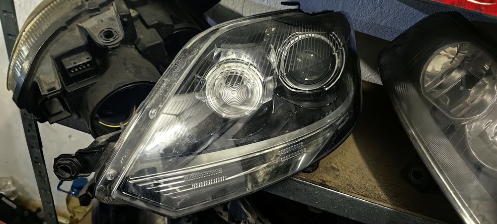 Ляв ксенонов фар Vw Golf 6 plus