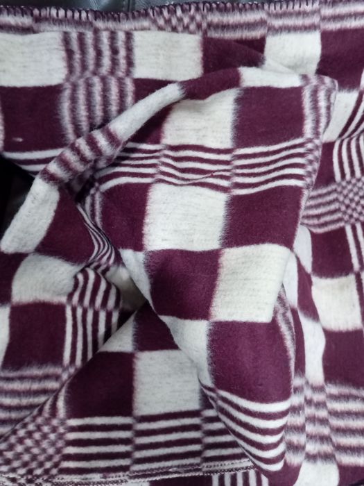 Чисто ново вълнено одеяло "Индустриалимпорт" (Соц ретро, 100% вълна)