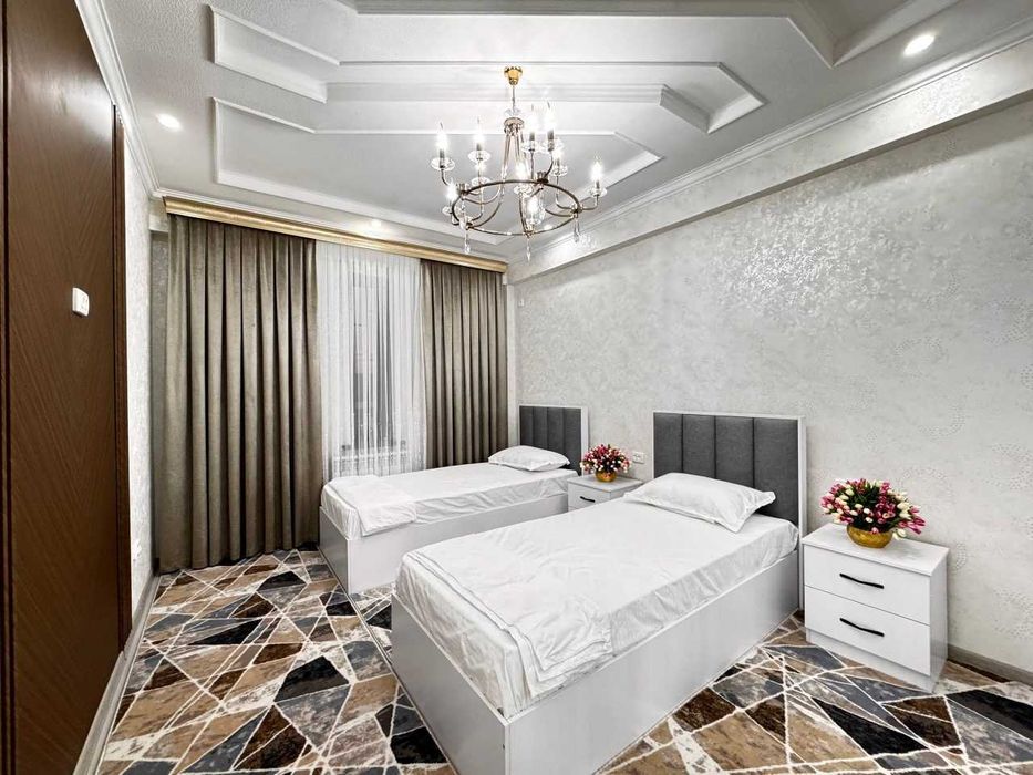 5ти комнатная  квартира  на 8 этаже 118кв/м, в Самарканде