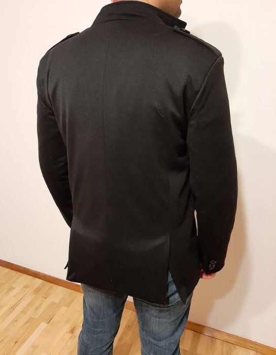 Мъжко спортно-елегантно връхно сако