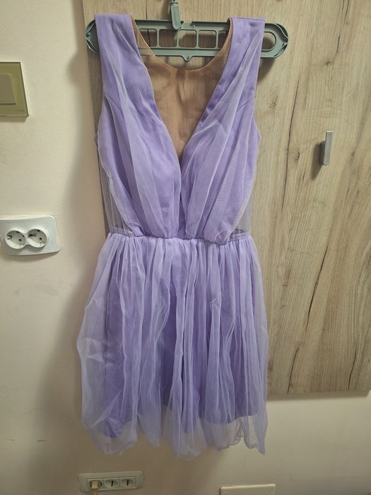 Vând rochie pentru evenimente