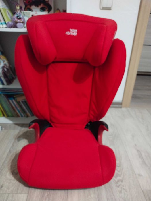 Детское автокресло