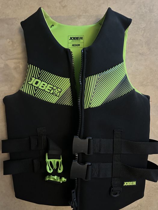 Vand vesta jobe skijet barca