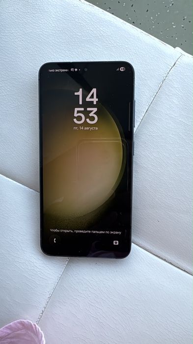 Samsung S23 256 гб