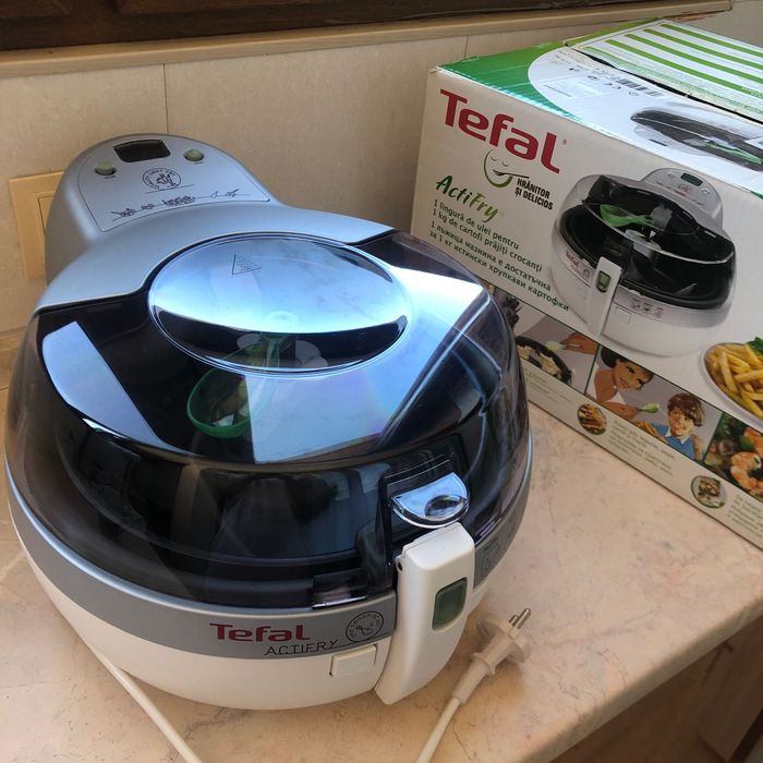 Фритюрник Tefal ActiFry Original (КАТО НОВ) – Пълен комплект с кутия и рецепти